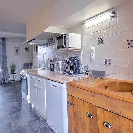 Holiday home Les Crozes Archignac