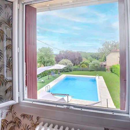 Holiday home Les Crozes Archignac