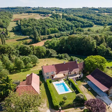 Les Crozes Holiday home Archignac